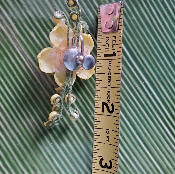 Yellow Vintage Flower Earrings - Picture 4 of 6